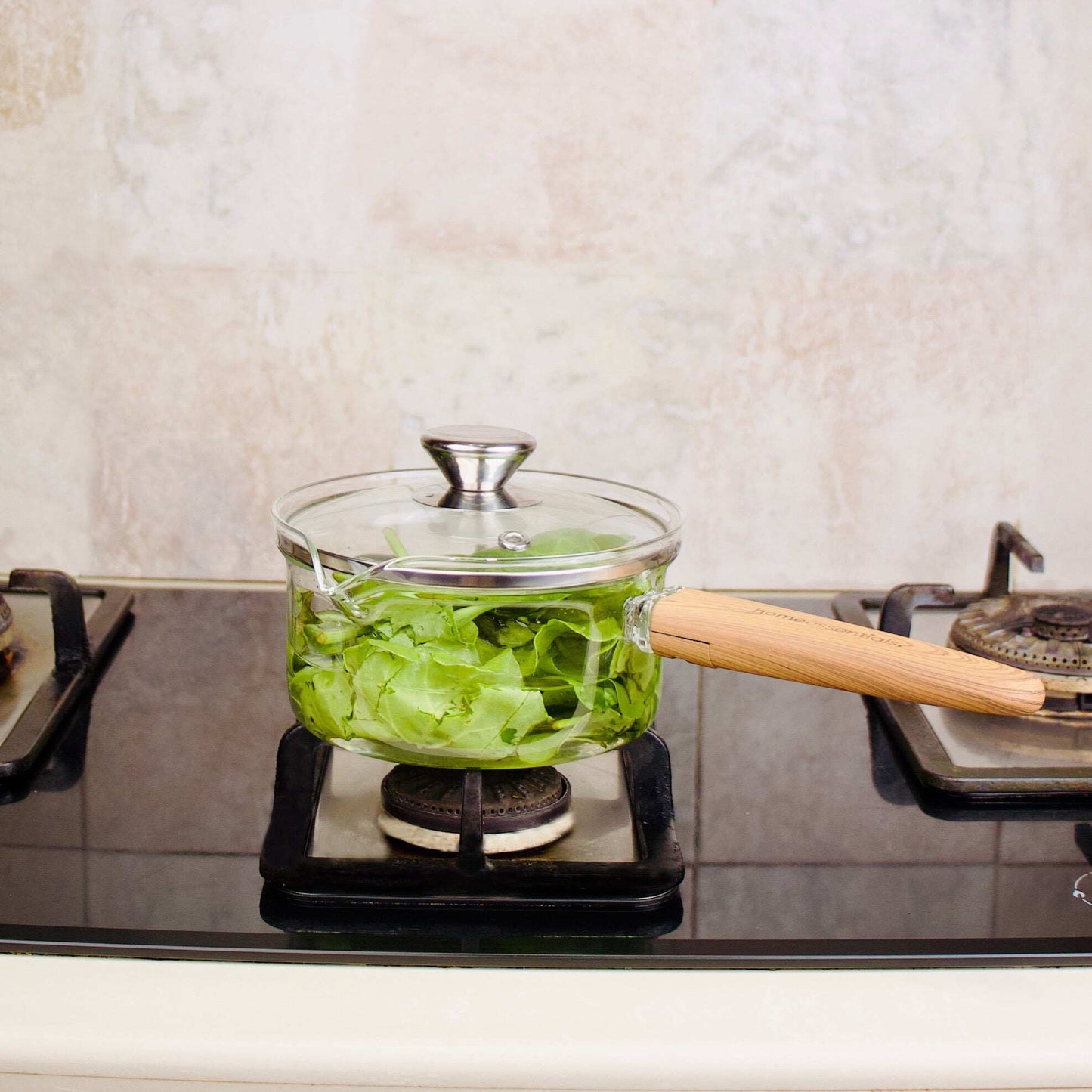 Multi-Functional Borosilicate Glass Pan with Wooden Handle (1300ml)